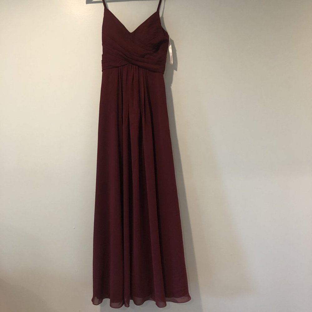 Chiffon dress with straps
